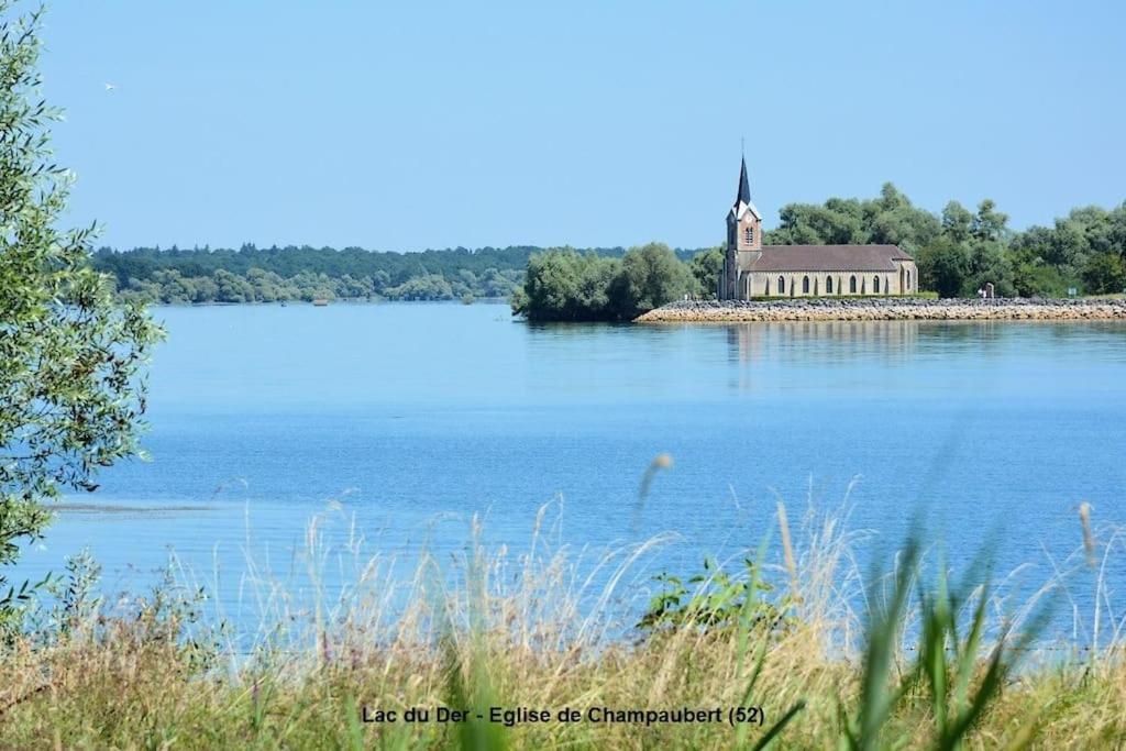 Sejour Bucolique Au Lac Du Der Giffaumont-Champaubert Exterior photo